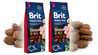 Dwie torby karmy Brit Premium by Nature dla dużych psów dorosłych. Jaka karma dla psa? Ta z kurczakiem 45%, bez GMO i soi.